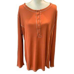 🔥🔥SALE🔥🔥Eldridge Solid Ribbed Rust Brown Top with Snap Button NWOT